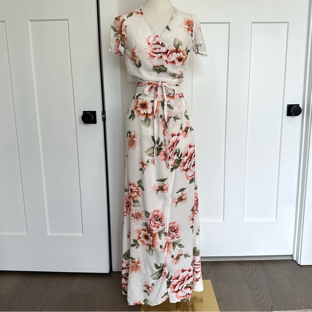 White Tropical Floral Wrap Skirt and Top Coord Set | Size 2 - Picture 2 of 9